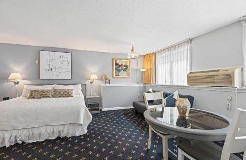 Niantic Hotel | The Niantic Inn