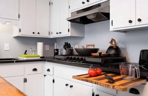 Richfield House | The Nightingale · King Bed l 5 min to MOA l 75 & 65 HDTV I Ping Pong