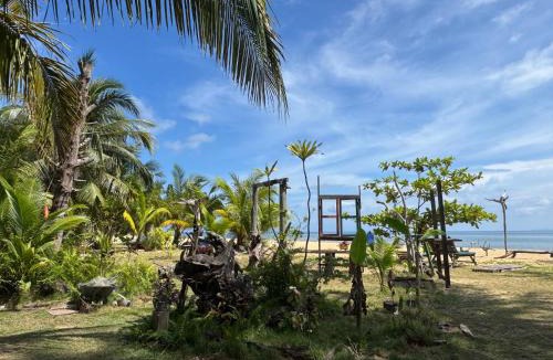 Tioman Island Bed & Breakfast | The Nipah Chalet