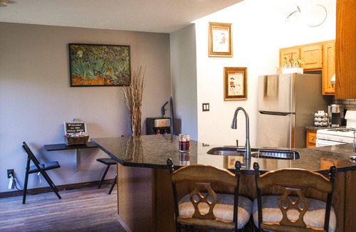 Sandy House | The Nitro Inn