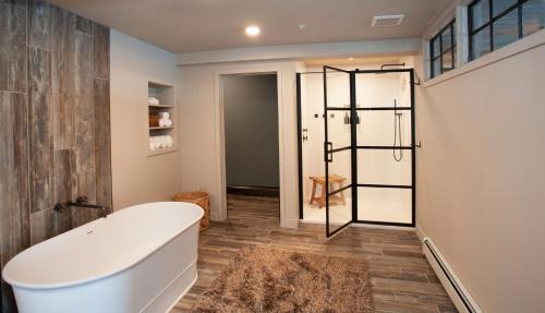 East Hillside Apartment | The Njörd