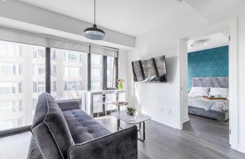 Bloor-Yorkville Apartment | The Nobleton Suites - Yorkville