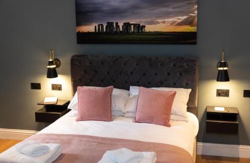 Wincanton Hotel | The Nog Inn