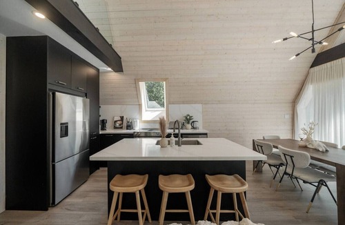 Gravenhurst House | [The Noir]A Truly Unique A-Frame