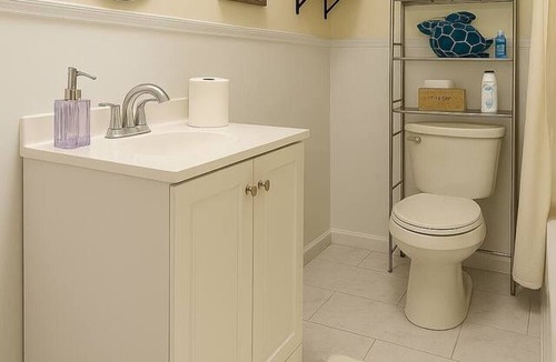 Tonawanda Apartment | The Nook - Full Home in Tonawanda