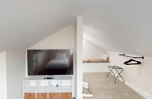 Marion House | The Nook on Landess