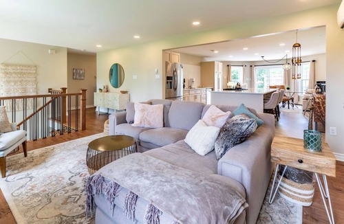Porters Lake House | The Nordique Retreat