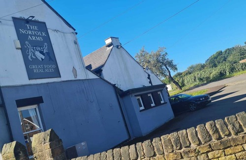 Chapeltown Hotel | The Norfolk Arms