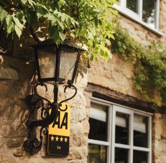 Whichford Hotel | The Norman Knight