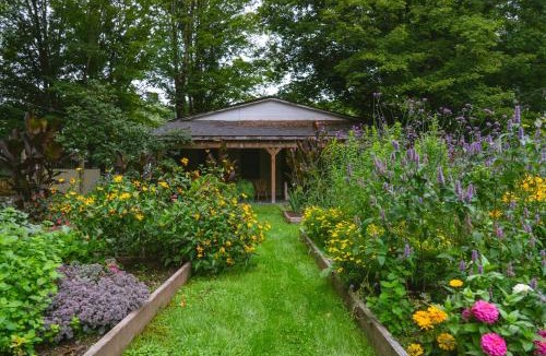 North Branch Hotel | The North Branch Inn