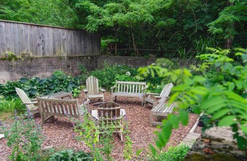 North Branch Hotel | The North Branch Inn