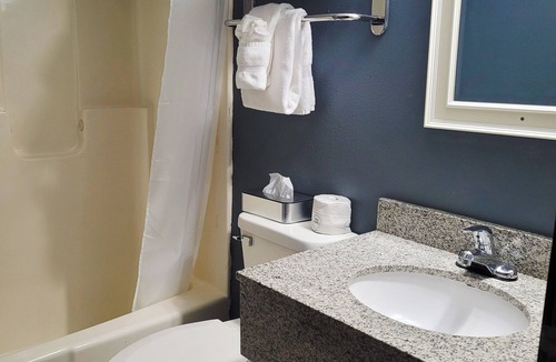 Spencer Hotel | The Northwest Inn