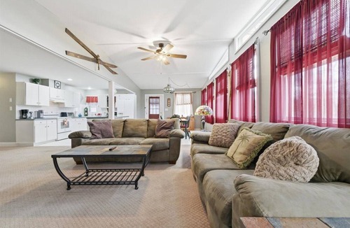 Briar Crest Woods House | The Nosey Doe Bungalow