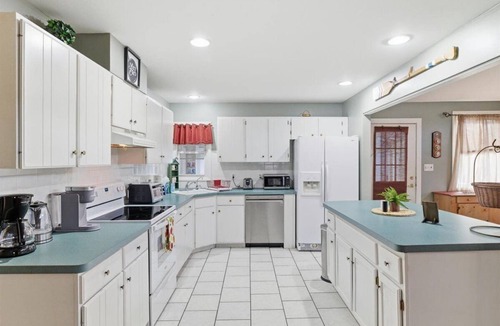 Briar Crest Woods House | The Nosey Doe Bungalow