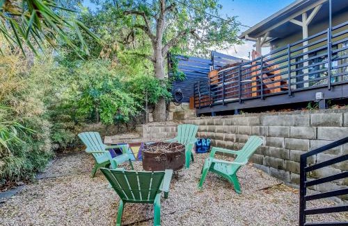 Greater South River City House | The Novel Retreat