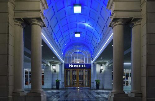 St. Lawrence Hotel | The Novotel Toronto Centre