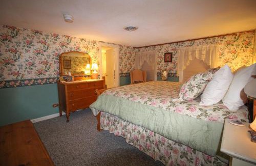 Meredith Bed & Breakfast | The Nutmeg Inn