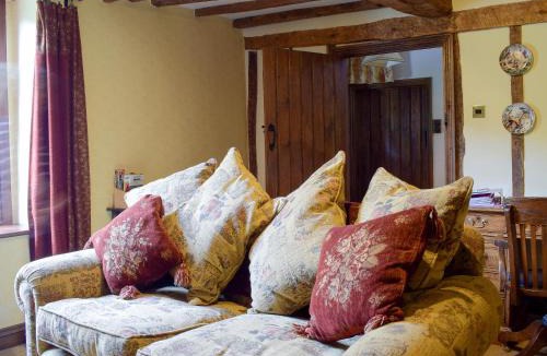 Kington House | The Oak