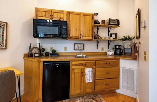 Valley Head Apartment | The Oak Upscale Apartment