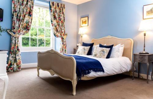 Oakhill Hotel | The Oakhill Inn