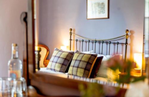 Oakhill Hotel | The Oakhill Inn