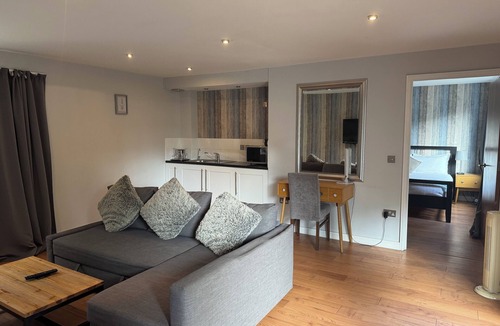 Thorpe St Andrew Hotel | The Oaklands Hotel