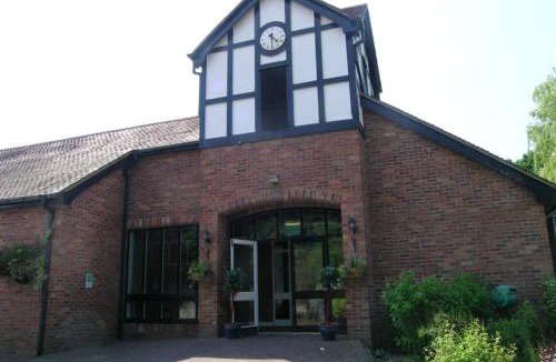 Cuddington Hotel | The oaklands hotel