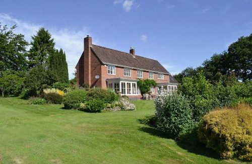 All Stretton House | The Oaks