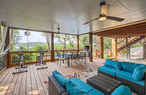Crownridge of Texas House | The Oakview House by Six Flags, La Cantera, and The Rim