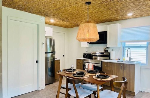 Magog House | The Oasis - Access to the lake