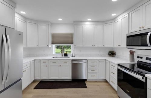 West Liberty House | The Oasis Country 3 BR Farmhouse