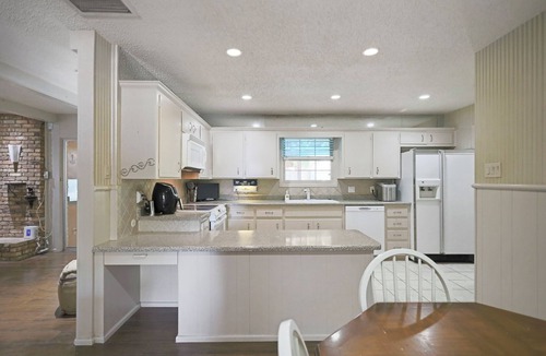Lubbock House | The Oasis in West Texas. Relax, unwind and enjoy our West Texas Oasisn
