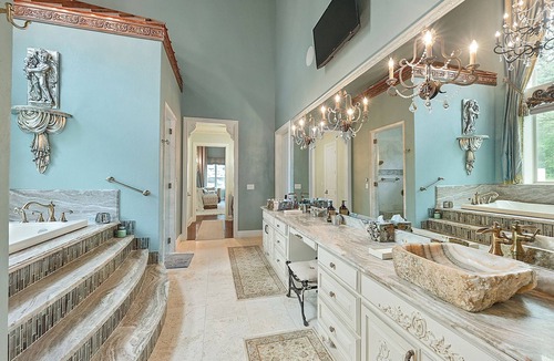Brazos Valley Cabin | The Oasis on 358, Luxury Safari Estate, 8BR, Sleeps 22, Resort-Style Pools