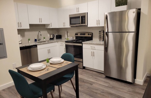 Bound Brook Apartment | The Oasis on Main| 1 BR/1BA★Pet-Friendly