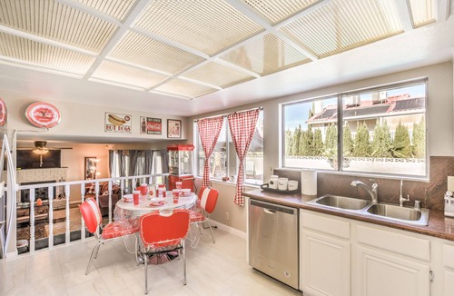 Canyon Gate Bed & Breakfast | The Oasis