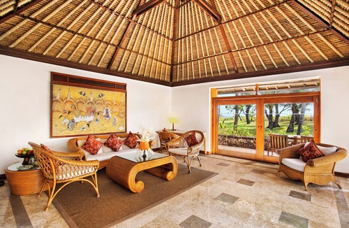 Seminyak Resort | The Oberoi Beach Resort, Bali