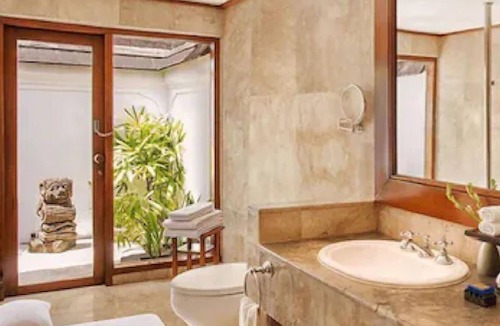 Seminyak Resort | The Oberoi Beach Resort, Bali