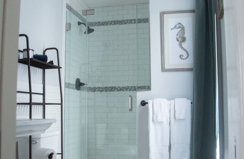 Bay Shore Bed & Breakfast | The Ocean Bay House