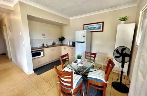 North Ward Apartment | The Ocean Front Strand u15