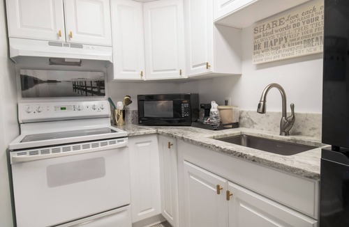 Litchfield by the Sea Hotel | The Oceanfront Litchfield Inn