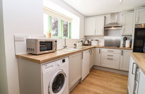 South Leigh Cottage | THE OFFICE, pet friendly in Eynsham