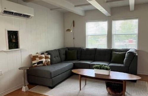 Cottonwood Shores House | The O’Hare Cottage by Lake LBJ