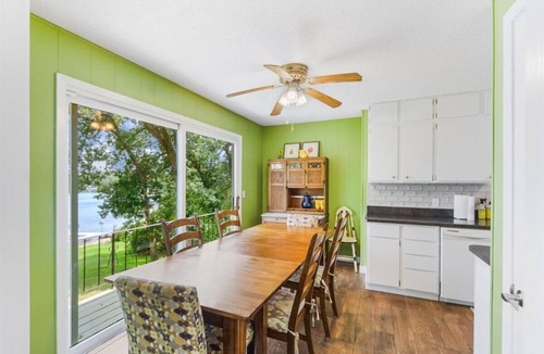 New London House | The Okee Dokee Cottage