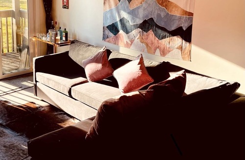 Ludlow Condo | The Okemo Love Lounge