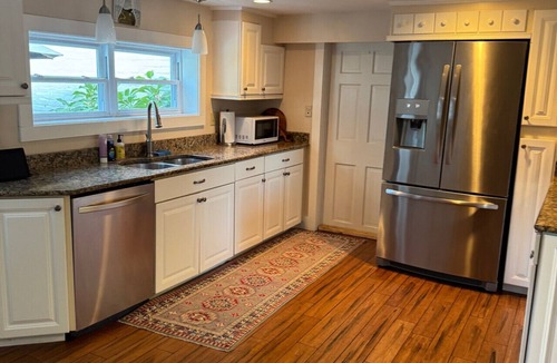 Avon House | The Old Avon 1800 Manor