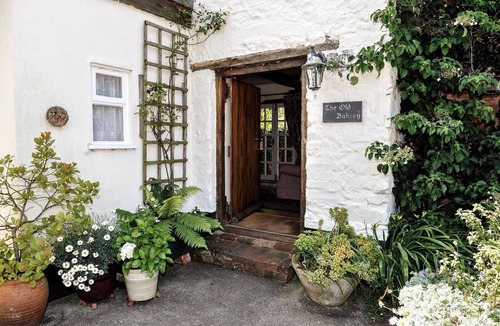 Crowcombe House | The Old Bakery (Sleeps 4. 2 Bedrooms)