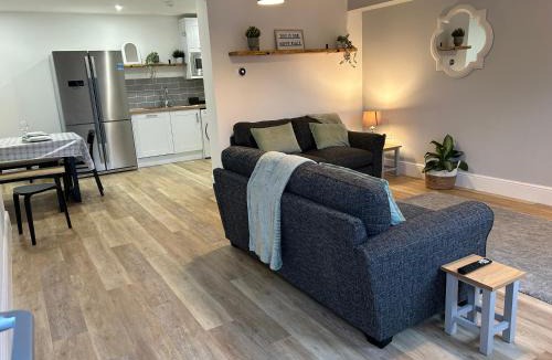 Higham Ferrers Apartment | The Old Band Accommodation