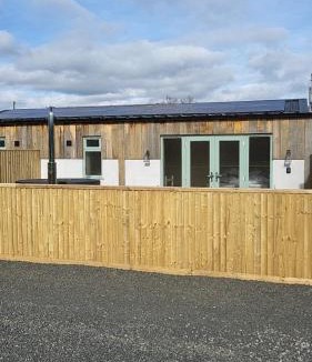 Hanbury Apartment | The Old Barn