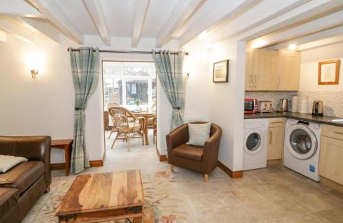 Llanferres House | The Old Barn