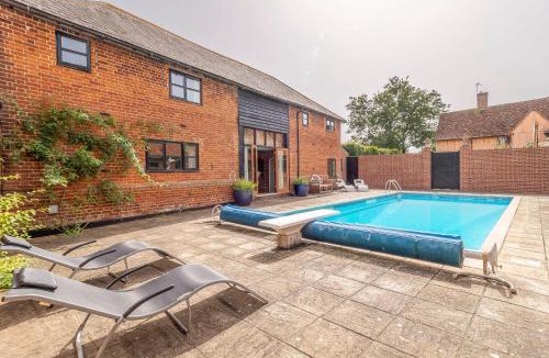 Ipswich House | The Old Barn